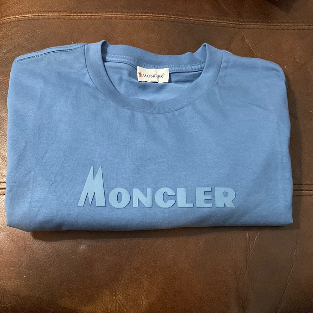 New mens shirt size L